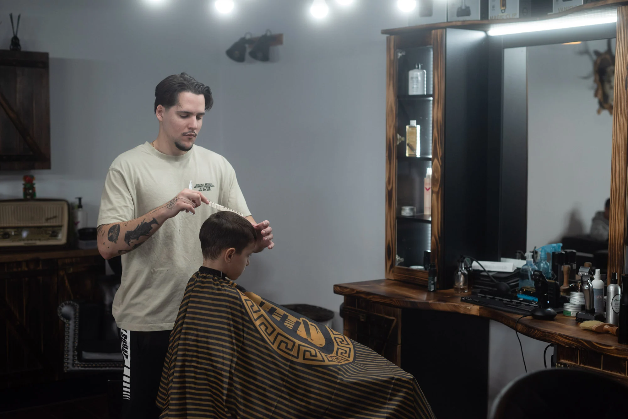 Pillanat a Geronimo’s Barber Shopból