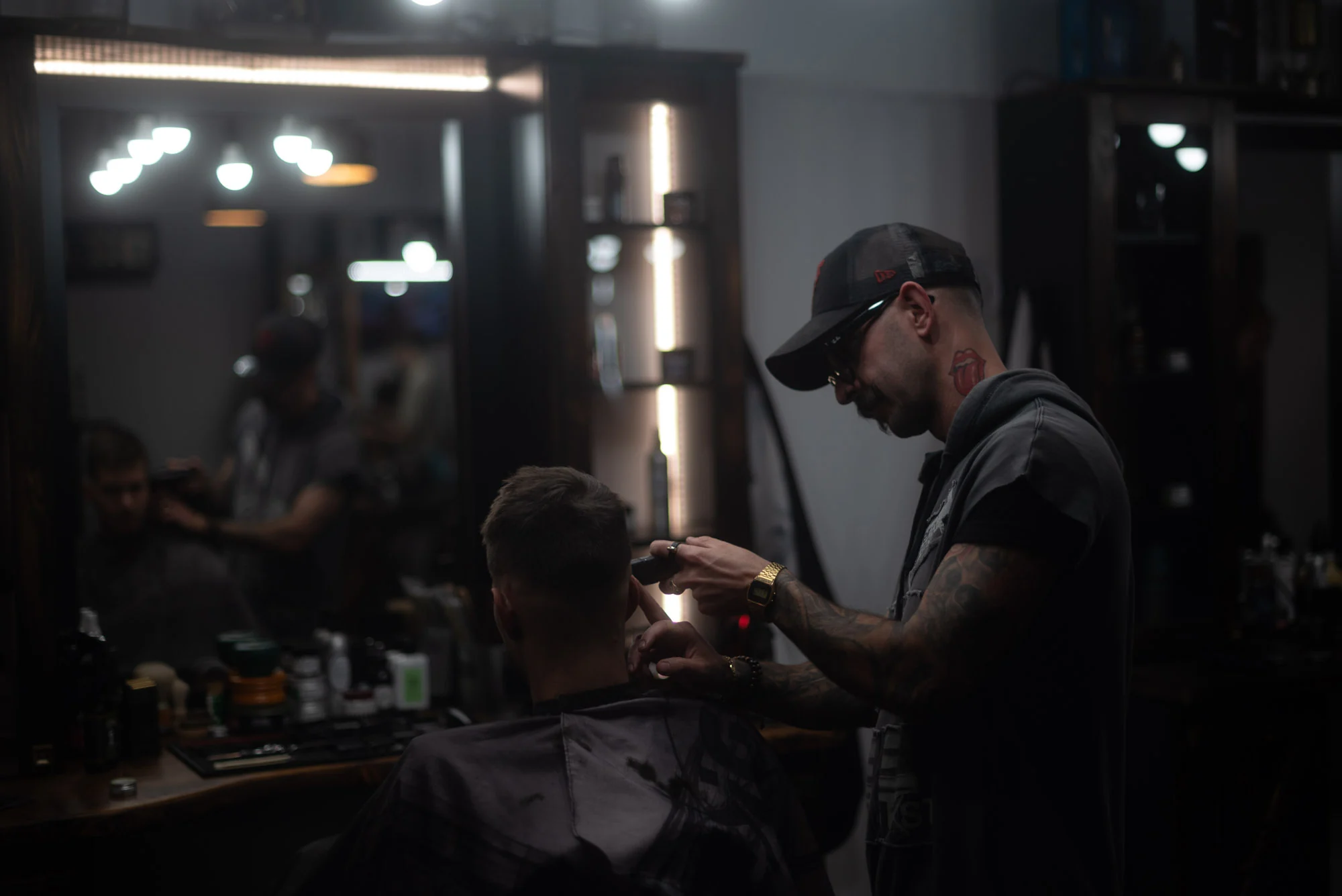 Pillanat a Geronimo’s Barber Shopból