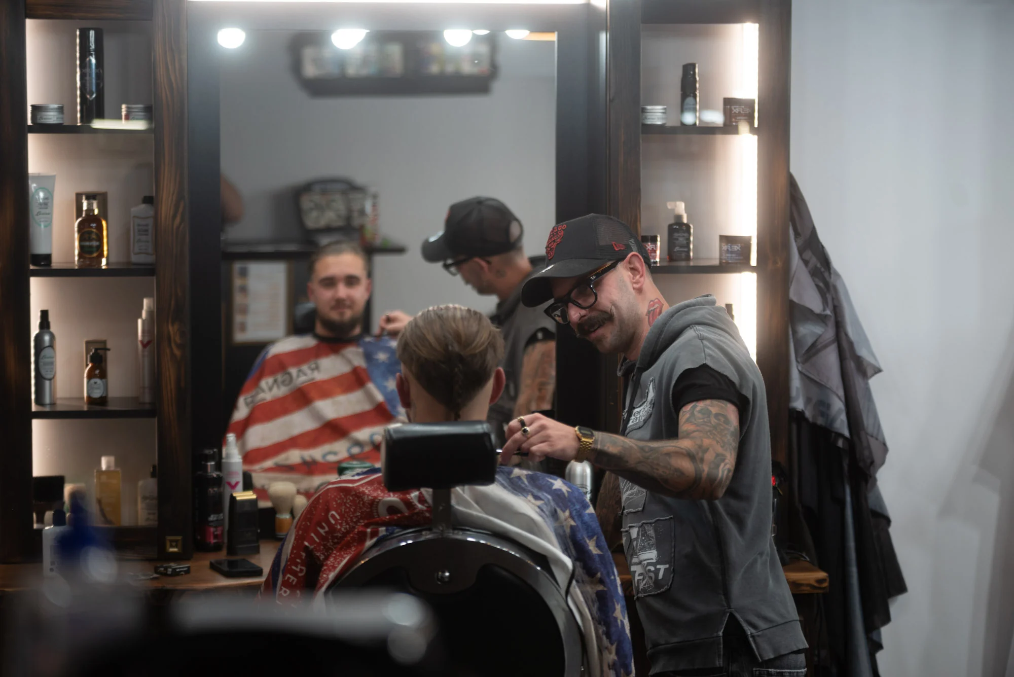 Pillanat a Geronimo’s Barber Shopból